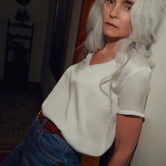 Nation Ltd. June V Neck Tee - Picture 3 of 10